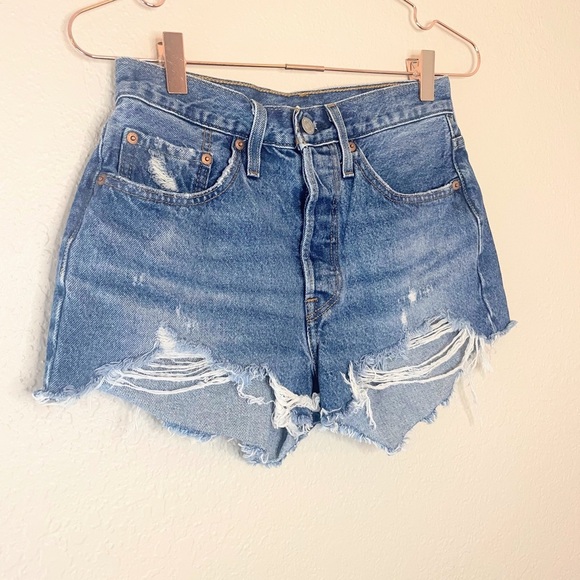 Levi’s Premium 501 High Rise Distressed Cutoff Shorts W26 Vintage Coastal Cool - Picture 3 of 8